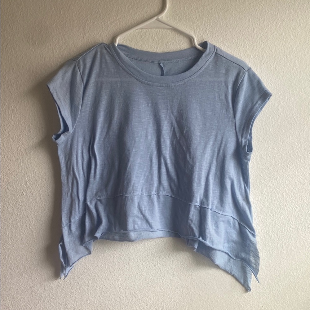 SHEIN Blue Asymmetrical Crop Cap Sleeve Tee